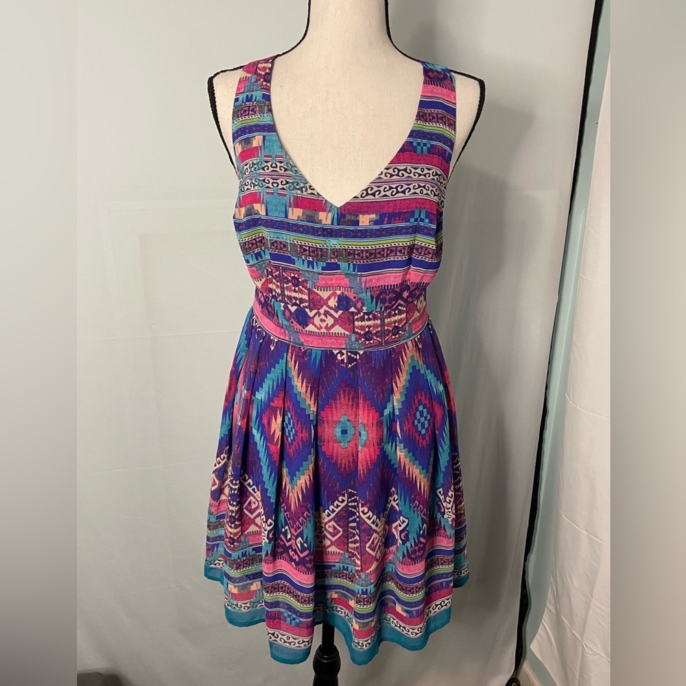 Forever 21 Colorful Sleeveless Dress‎ size Small